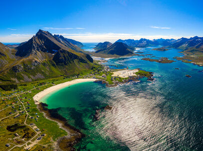 plage paradisiaque, plage île Lofoten Norvège